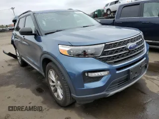 2020 Ford Explorer XLT with VIN 1FMSK8DH6LGA42861, listed as a Copart auction lot 53806025 with 61,283 mi miles and Salvage Title. Bid and sale history available at DreamBid. Image 4.