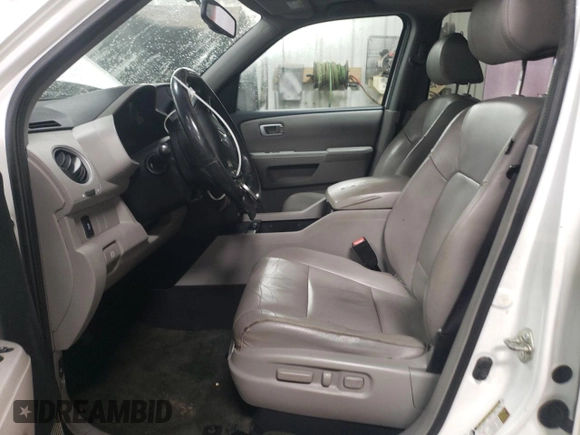 2015 Honda Pilot EX-L z VIN 5FNYF4H79FB025841, wystawiony jako Copart lot #47011015 z przebiegiem 113 762 mil mil oraz Szkoda całkowita • Salvage title. Historia ofert i sprzedaży dostępna na DreamBid. Obrazek 7.
