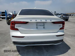2024 Volvo S60 Core Dark Theme with VIN 7JRL12FK1RG310274, listed as a Copart auction lot 55483375 with 32,539 mi miles and Salvage title. Bid and sale history available at DreamBid. Image 6.