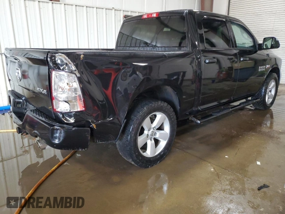 2016 Ram 1500 Express z VIN 3C6RR7KT3GG158889, wystawiony jako Copart lot #47772495 z przebiegiem 77 227 mil mil oraz Szkoda całkowita • Salvage title. Historia ofert i sprzedaży dostępna na DreamBid. Obrazek 3.