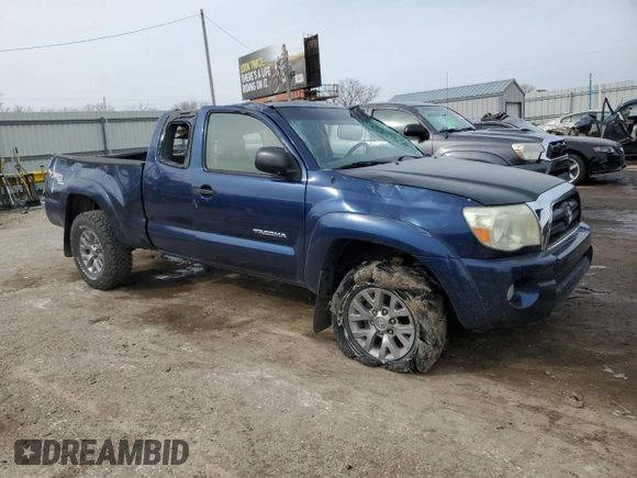 2005 Toyota Tacoma with VIN 5TEUU42N75Z069152, listed as a Copart auction lot 45489785 with 113,114 mi miles and Salvage Title. Bid and sale history available at DreamBid. Image 4.