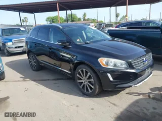2016 Volvo XC60 T6 Drive-E with VIN YV449MDK7G2811221, listed as a IAAI auction lot 41914459 with 84,644 mi miles. Bid and sale history available at carsss.com. Image 1.