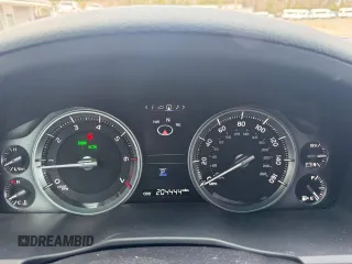 2017 Toyota Land Cruiser z VIN JTMCY7AJ5H4049172, wystawiony jako Copart lot #51363615 z przebiegiem 204 444 mil mil oraz Tytuł czysty. Historia ofert i sprzedaży dostępna na DreamBid. Obrazek 8.
