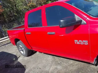 2015 Ram 1500 Express z VIN 1C6RR6KG0FS722793, wystawiony jako IAAI lot #41884599 z przebiegiem 216 442 mil mil oraz . Historia ofert i sprzedaży dostępna na DreamBid. Obrazek 13.