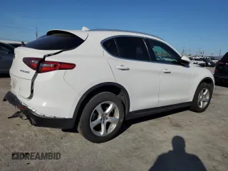 2019 Alfa Romeo Stelvio z VIN ZASPAJAN3K7C72152, wystawiony jako Copart lot #49764735 z przebiegiem 53 857 mil mil oraz Szkody całkowita. Historia ofert i sprzedaży dostępna na DreamBid. Obrazek 3.