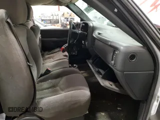 2006 Chevrolet Silverado 1500HD LT2 z VIN 1GCGK13U26F197577, wystawiony jako Copart lot #41624015 z przebiegiem Nie podano mil oraz Nie do naprawy • Non repairable. Historia ofert i sprzedaży dostępna na DreamBid. Obrazek 7.