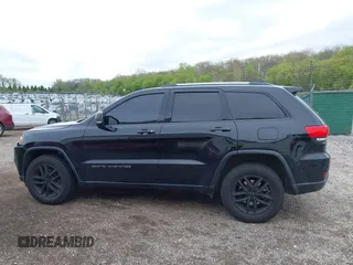 2018 Jeep Grand Cherokee Limited с VIN 1C4RJFBG9JC369375, выставлен на аукционе IAAI как лот 42188276 с пробегом 98 181 миль миль и . История ставок и продаж доступна на DreamBid. Изображение 14.