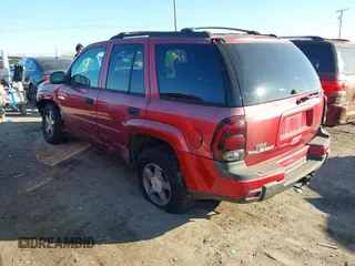 2003 Chevrolet TrailBlazer LS with VIN 1GNDS13S532364347, listed as a IAAI auction lot 41387978 with 174,342 mi miles. Bid and sale history available at carsss.com. Image 3.