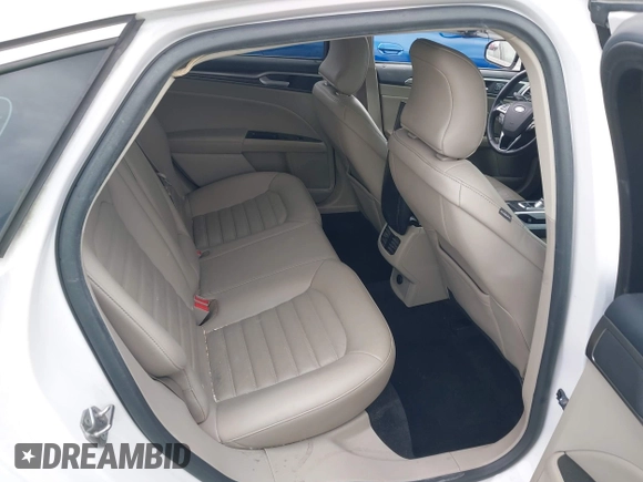 2017 Ford Fusion SE with VIN 3FA6P0HD0HR180188, listed as a IAAI auction lot 42146020 with 100,901 mi miles and . Bid and sale history available at DreamBid. Image 8.