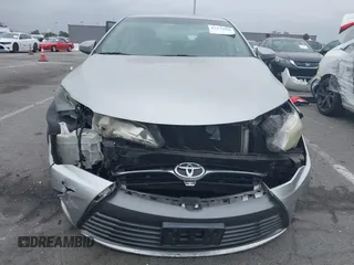 2015 Toyota Camry XLE z VIN 4T1BF1FK6FU953511, wystawiony jako IAAI lot #42377050 z przebiegiem 160 781 mil mil oraz . Historia ofert i sprzedaży dostępna na DreamBid. Obrazek 12.