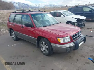1998 Subaru Forester S with VIN JF1SF6551WH769783, listed as a IAAI auction lot 41776316 with 1 mi miles. Bid and sale history available at carsss.com. Image 1.