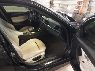 2015 BMW 3 Series 328i xDrive z VIN WBA3B3G56FNT19714, wystawiony jako IAAI lot #41831494 z przebiegiem 107 318 mil mil oraz . Historia ofert i sprzedaży dostępna na DreamBid. Obrazek 5.