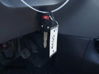 2020 Nissan NV200 S z VIN 3N6CM0KN9LK696801, wystawiony jako IAAI lot #41106619 z przebiegiem 80 786 mil mil oraz . Historia ofert i sprzedaży dostępna na DreamBid. Obrazek 11.