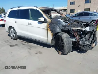 2015 Mercedes-Benz GL-Class GL 450 with VIN 4JGDF6EEXFA477492, listed as a IAAI auction lot 41674296 with 1 mi miles. Bid and sale history available at carsss.com. Image 1.