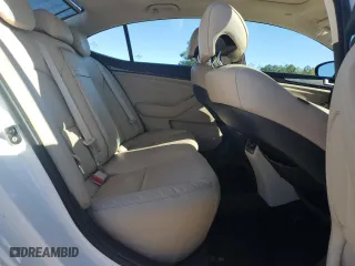 2015 Kia Cadenza Premium with VIN KNALN4D77F5185086, listed as a Copart auction lot 49505565 with 81,231 mi miles and Salvage Title. Bid and sale history available at carsss.com. Image 10.