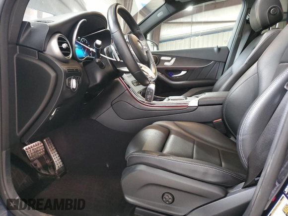 2022 Mercedes-Benz GLC 300 with VIN W1N0G8EB3NG074542, listed as a Copart auction lot 52284485 with 30,425 mi miles and Salvage Title. Bid and sale history available at DreamBid. Image 7.