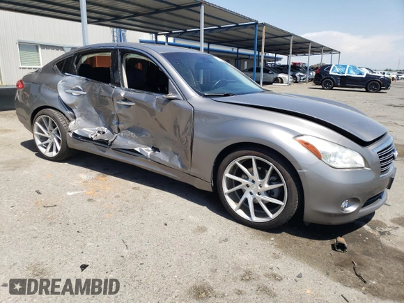 2013 Infiniti M with VIN JN1BY1AP2DM511973, listed as a Copart auction lot 55351815 with 126,888 mi miles and Salvage title. Bid and sale history available at DreamBid. Image 4.