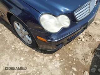 2007 Mercedes-Benz C 280 Luxury z VIN WDBRF92H57F901125, wystawiony jako IAAI lot #42680069 z przebiegiem 157 727 mil mil oraz . Historia ofert i sprzedaży dostępna na DreamBid. Obrazek 6.