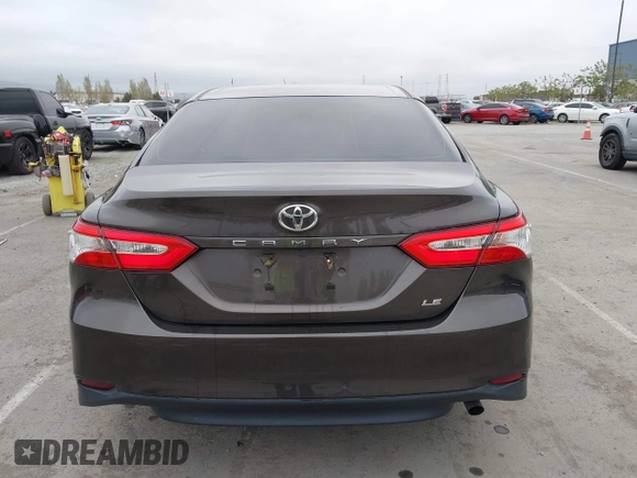 2019 Toyota Camry LE z VIN 4T1B11HK7KU702244, wystawiony jako IAAI lot #42073380 z przebiegiem 72 602 mil mil oraz . Historia ofert i sprzedaży dostępna na DreamBid. Obrazek 16.