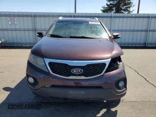 2013 Kia Sorento EX with VIN 5XYKU3A60DG343229, listed as a Copart auction lot 52210945 with 193,362 mi miles and Salvage Title. Bid and sale history available at carsss.com. Image 5.
