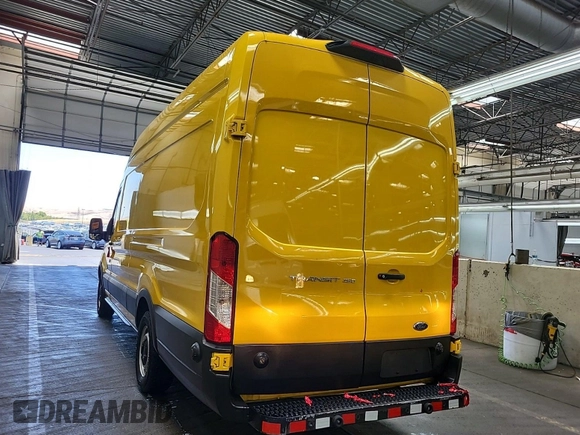 2019 Ford Transit z VIN 1FTYR3XM3KKA38669, wystawiony jako IAAI lot #42663811 z przebiegiem 135 929 mil mil oraz . Historia ofert i sprzedaży dostępna na DreamBid. Obrazek 28.
