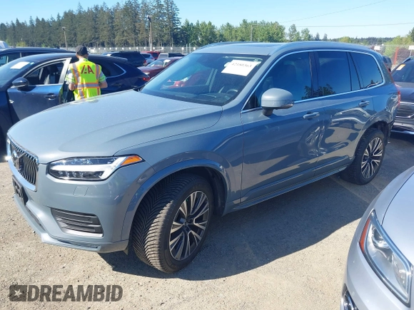 2020 Volvo XC90 Momentum with VIN YV4A221KXL1553065, listed as a IAAI auction lot 42180363 with 34,056 mi miles and . Bid and sale history available at DreamBid. Image 18.