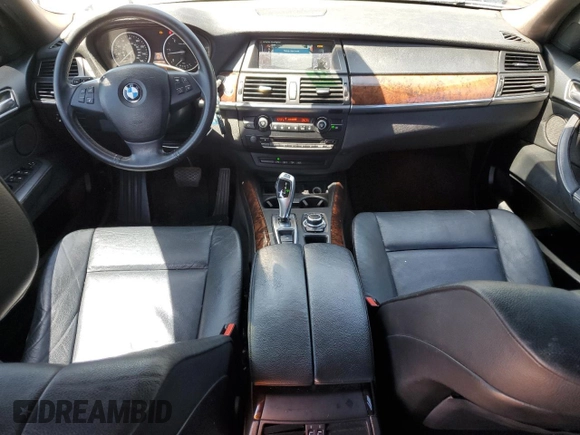 2011 BMW X5 35d with VIN 5UXZW0C58BL662048, listed as a Copart auction lot 55648975 with 166,291 mi miles and Salvage title. Bid and sale history available at DreamBid. Image 8.