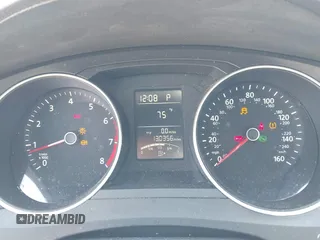2015 Volkswagen Jetta SE с VIN 3VWD07AJ8FM302396, выставлен на аукционе IAAI как лот 42466054 с пробегом 130 356 миль миль и . История ставок и продаж доступна на DreamBid. Изображение 7.