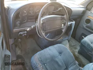 1993 Ford Econoline Cargo with VIN 1FDEE14HXPHA70531, listed as a Copart auction lot 89220235 with 202,718 mi miles and Salvage Title. Bid and sale history available at DreamBid. Image 8.