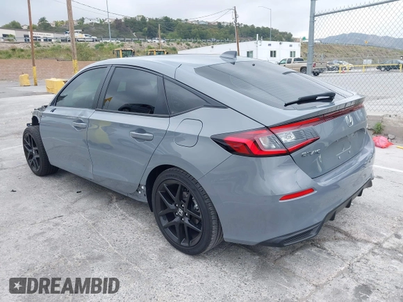 2025 Honda Civic Sport z VIN 19XFL2H83SE015318, wystawiony jako IAAI lot #42209878 z przebiegiem 1322 mil mil oraz . Historia ofert i sprzedaży dostępna na DreamBid. Obrazek 3.