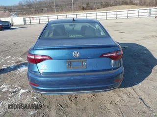 2021 Volkswagen Jetta S z VIN 3VWC57BU0MM054745, wystawiony jako IAAI lot #39772920 z przebiegiem 31 453 mil mil oraz . Historia ofert i sprzedaży dostępna na DreamBid. Obrazek 16.