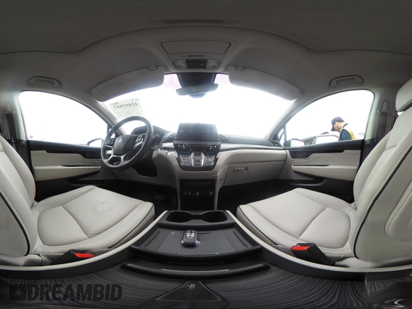 2025 Honda Odyssey Touring с VIN 5FNRL6H89SB014432, выставлен на аукционе IAAI как лот 41893957 с пробегом 3 082 миль миль и . История ставок и продаж доступна на DreamBid. Изображение 19.