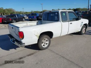 1996 Mazda B-Series 2WD Truck SE with VIN 4F4CR16U5TTM04778, listed as a IAAI auction lot 41745747 with 138,351 mi miles. Bid and sale history available at carsss.com. Image 4.