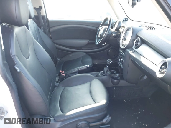 2011 MINI Hardtop with VIN WMWSU3C54BT252130, listed as a IAAI auction lot 41854369 with 145,528 mi miles and . Bid and sale history available at DreamBid. Image 5.