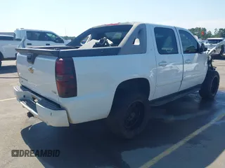 2007 Chevrolet Avalanche LTZ z VIN 3GNEC12037G254623, wystawiony jako IAAI lot #42589662 z przebiegiem 248 688 mil mil oraz . Historia ofert i sprzedaży dostępna na DreamBid. Obrazek 4.