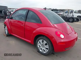 2009 Volkswagen New Beetle Coupe S with VIN 3VWRW31C69M517262, listed as a IAAI auction lot 42033189 with 111,104 mi miles. Bid and sale history available at carsss.com. Image 3.