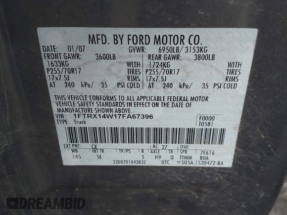 2007 Ford F-150 STX with VIN 1FTRX14W17FA67396, listed as a IAAI auction lot 41007693 with 273,113 mi miles. Bid and sale history available at carsss.com. Image 9.