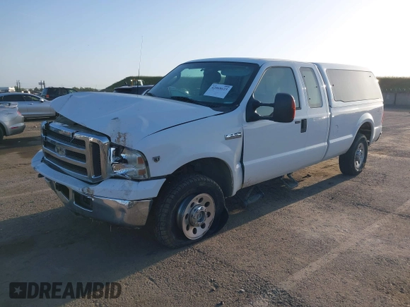 2005 Ford Super Duty F-250 XL with VIN 1FTSX21Y25EB33793, listed as a IAAI auction lot 42068623 with 128,726 mi miles. Bid and sale history available at carsss.com. Image 17.