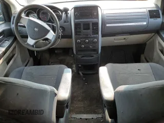 2009 Dodge Grand Caravan SE z VIN 2D8HN44E49R650603, wystawiony jako Copart lot #60442725 z przebiegiem 358 882 mil mil oraz Czysty tytuł • Clean title. Historia ofert i sprzedaży dostępna na DreamBid. Obrazek 8.