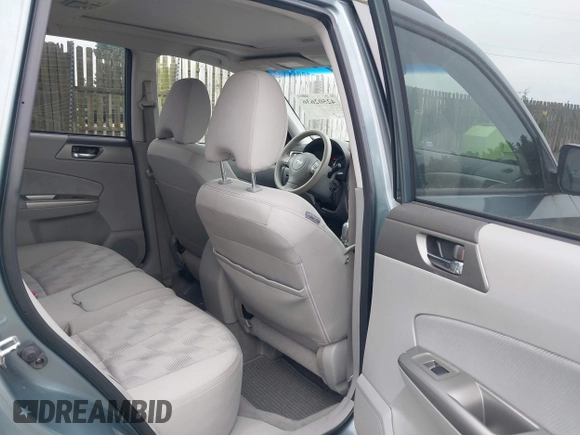 2010 Subaru Forester X Premium с VIN JF2SH6CC5AH761086, выставлен на аукционе IAAI как лот 42502636 с пробегом 147 266 миль миль и . История ставок и продаж доступна на DreamBid. Изображение 8.