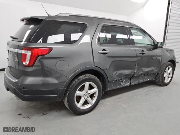 2018 Ford Explorer XLT with VIN 1FM5K7D85JGC58351, listed as a Copart auction lot 47773795 with 73,700 mi miles and Clean Title. Bid and sale history available at carsss.com. Image 3.