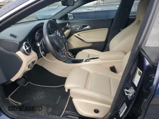 2018 Mercedes-Benz CLA 250 z VIN WDDSJ4GB0JN653605, wystawiony jako Copart lot #53634615 z przebiegiem 38 095 mil mil oraz Szkoda całkowita • Salvage title. Historia ofert i sprzedaży dostępna na DreamBid. Obrazek 7.