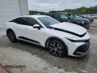 2023 Toyota Crown XLE z VIN JTDAAAAF0P3016864, wystawiony jako Copart lot #50947915 z przebiegiem 46 976 mil mil oraz Szkoda całkowita • Salvage title. Historia ofert i sprzedaży dostępna na DreamBid. Obrazek 4.