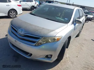 2013 Toyota Venza LE with VIN 4T3ZA3BB7DU080502, listed as a IAAI auction lot 42018590 with 261,377 mi miles. Bid and sale history available at carsss.com. Image 2.