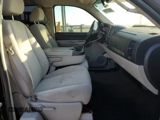 2007 Chevrolet Silverado 1500 LT w/1LT with VIN 2GCEC19C071731364, listed as a Copart auction lot 88822145 with 109,127 mi miles and Salvage Title. Bid and sale history available at carsss.com. Image 7.
