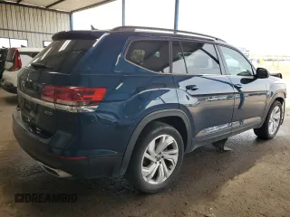 2021 Volkswagen Atlas SE with VIN 1V2HR2CA6MC574517, listed as a Copart auction lot 55796975 with 82,468 mi miles and Clean title. Bid and sale history available at DreamBid. Image 3.