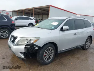 2014 Nissan Pathfinder SV with VIN 5N1AR2MN8EC663054, listed as a IAAI auction lot 41023768 with 177,994 mi miles. Bid and sale history available at carsss.com. Image 17.