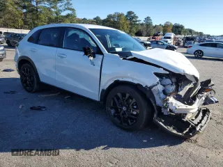 2023 Honda HR-V Sport with VIN 3CZRZ1H57PM706984, listed as a Copart auction lot 84251294 with 19,552 mi miles and Salvage Title. Bid and sale history available at DreamBid. Image 4.