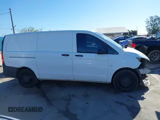 2019 Mercedes-Benz Metris Cargo z VIN WD3PG2EAXK3530575, wystawiony jako IAAI lot #41813709 z przebiegiem 136 174 mil mil oraz . Historia ofert i sprzedaży dostępna na DreamBid. Obrazek 14.