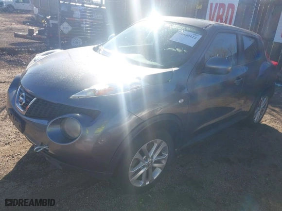 2012 Nissan Juke SV with VIN JN8AF5MV5CT106523, listed as a IAAI auction lot 40850422 with 157,106 mi miles. Bid and sale history available at carsss.com. Image 2.